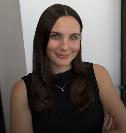 Bec Evans headshot